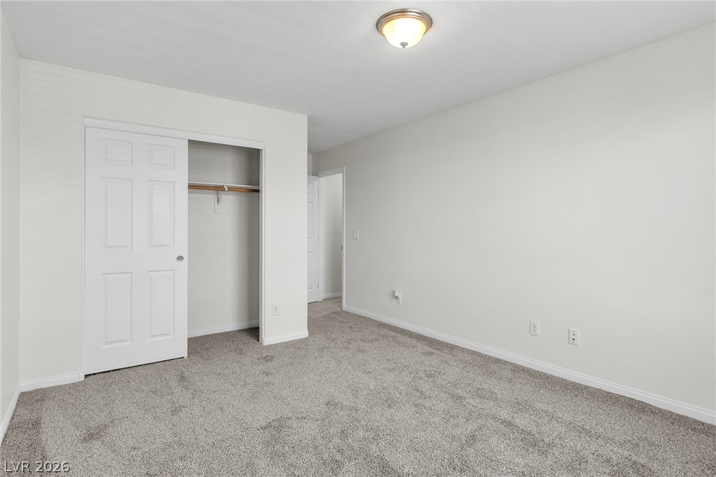 5344 Jade Crystal Avenue - Photo 15