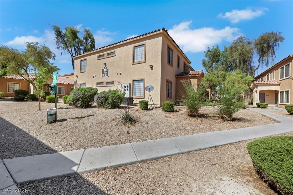 2101 Hussium Hills Street - Photo 1