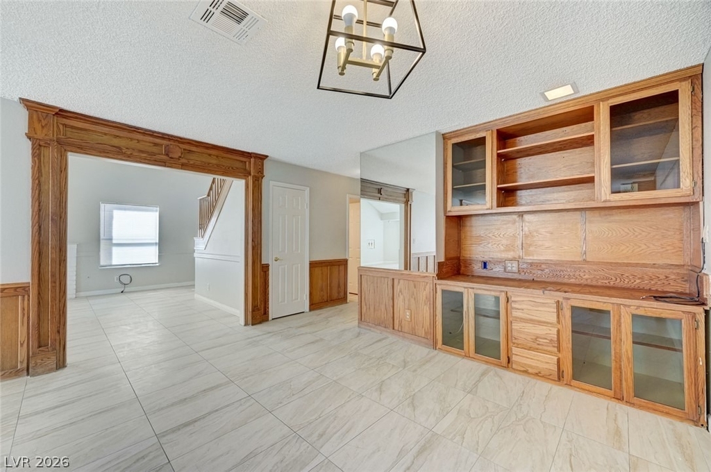 6437 Peachwood Road - Photo 8