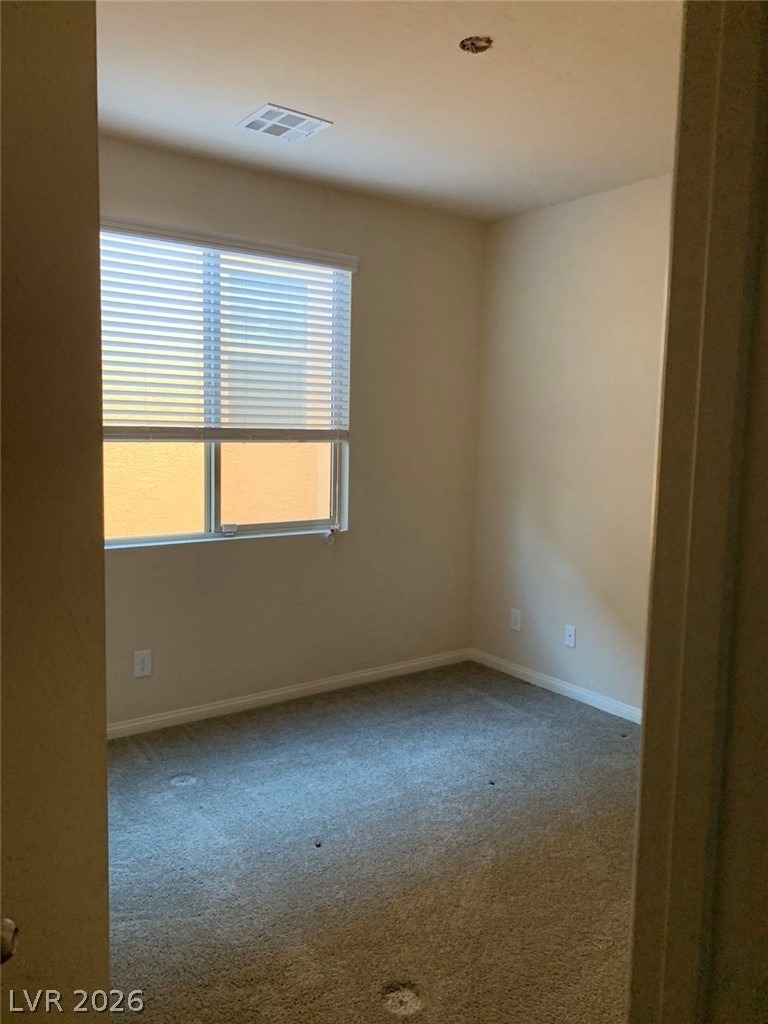 933 Kimbark Avenue - Photo 13