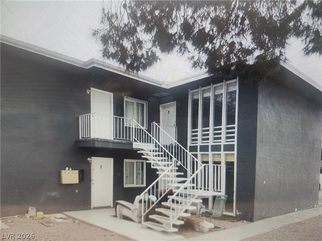 1423 Sombrero Drive - Photo 0