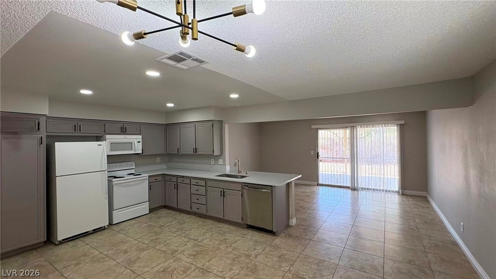 3564 Redwood Street - Photo 6