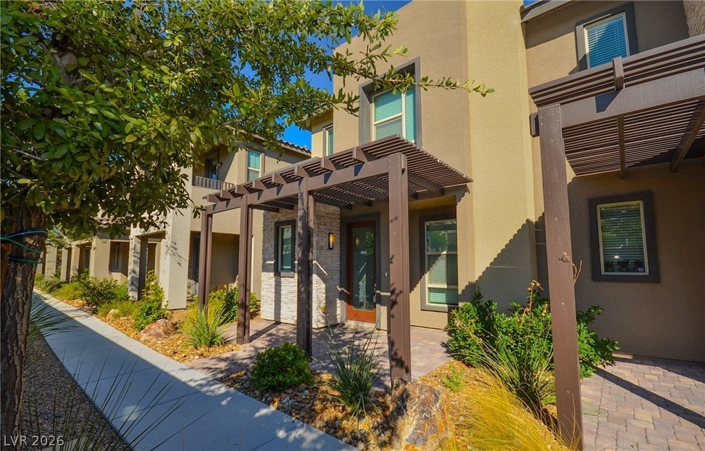 541 Tokopah Falls Street - Photo 1
