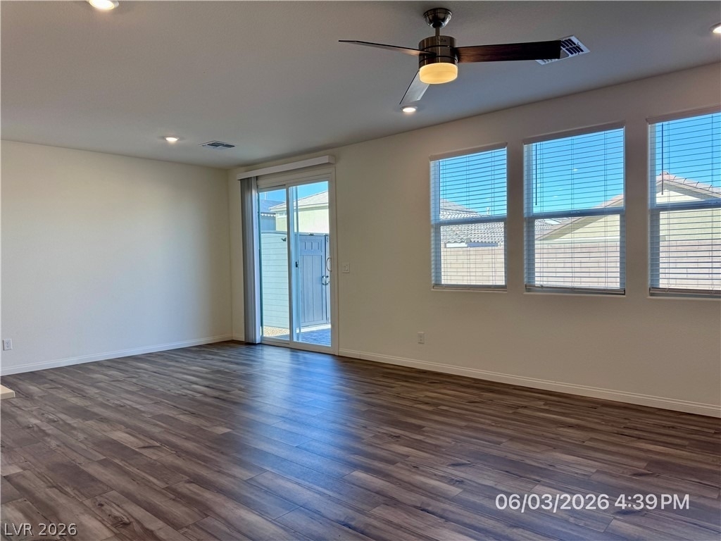 9552 Bursill Street - Photo 3