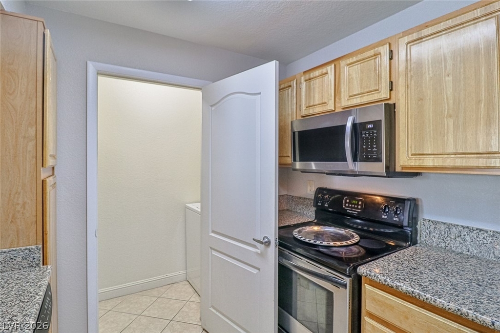 5055 W Hacienda Avenue - Photo 15