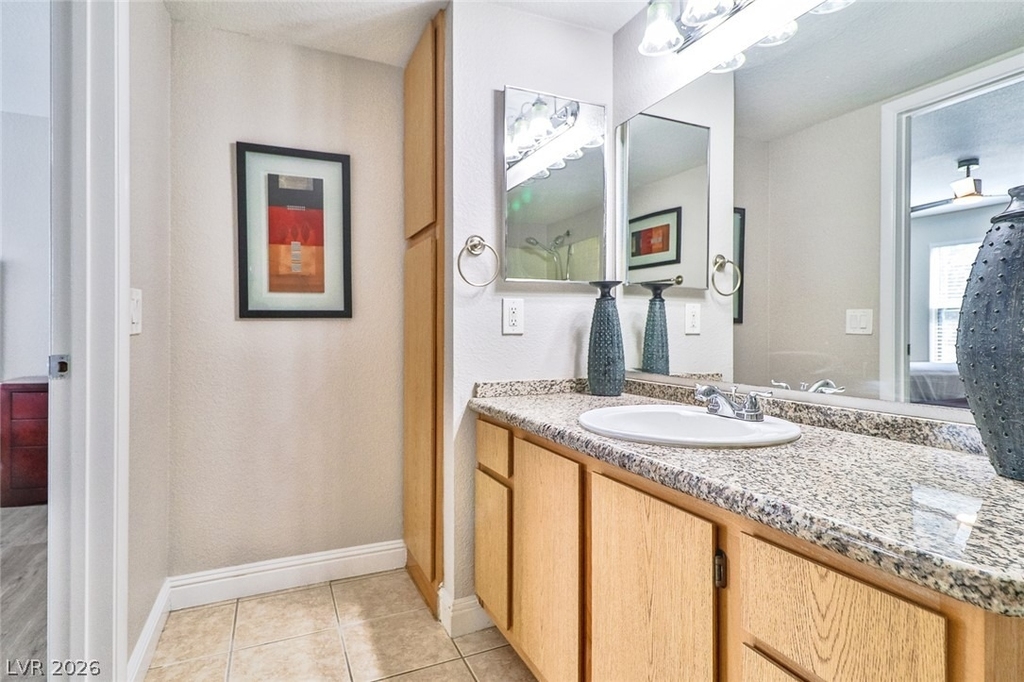 5055 W Hacienda Avenue - Photo 27