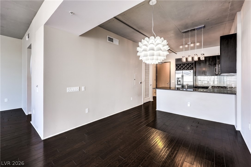 353 Bonneville Avenue - Photo 12