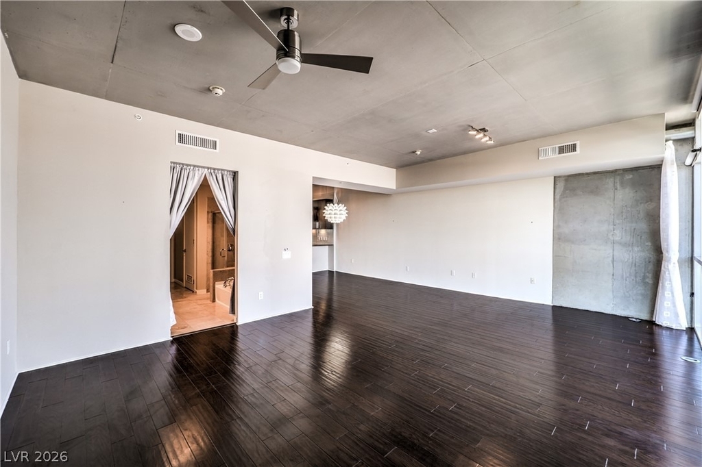 353 Bonneville Avenue - Photo 18