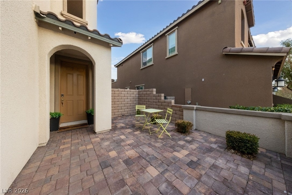 428 Vigo Port Street - Photo 1