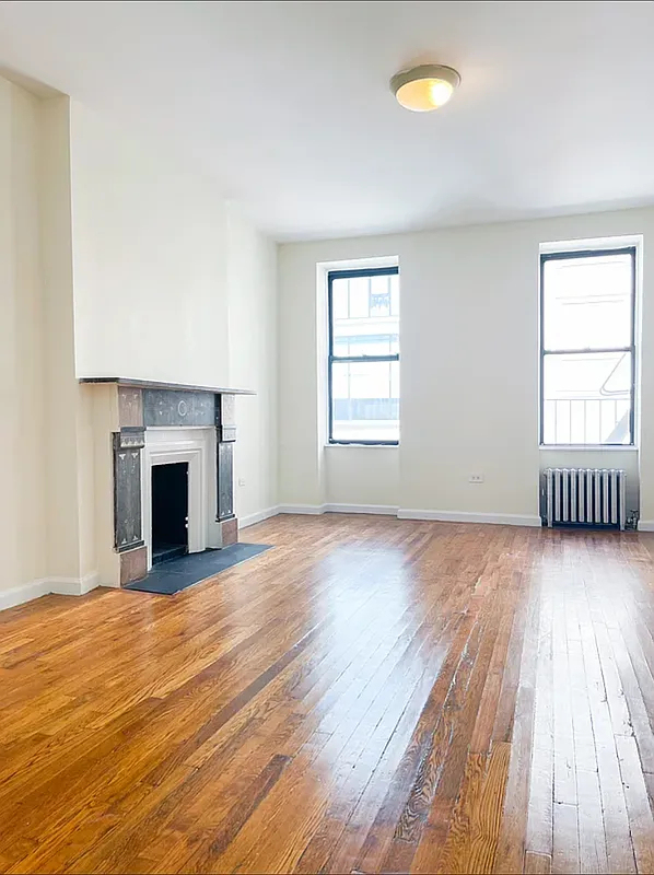  East 84th Street - Photo 0