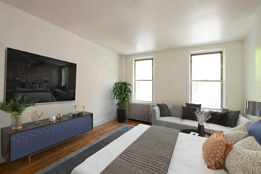 East 13th Street - Photo 1