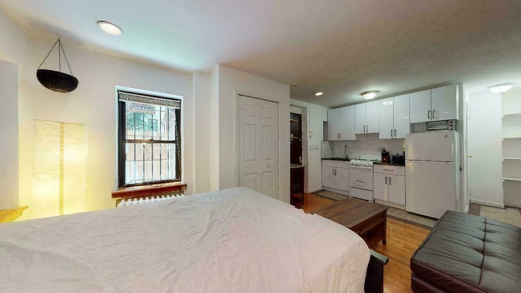 322 2nd Avenue - Photo 1