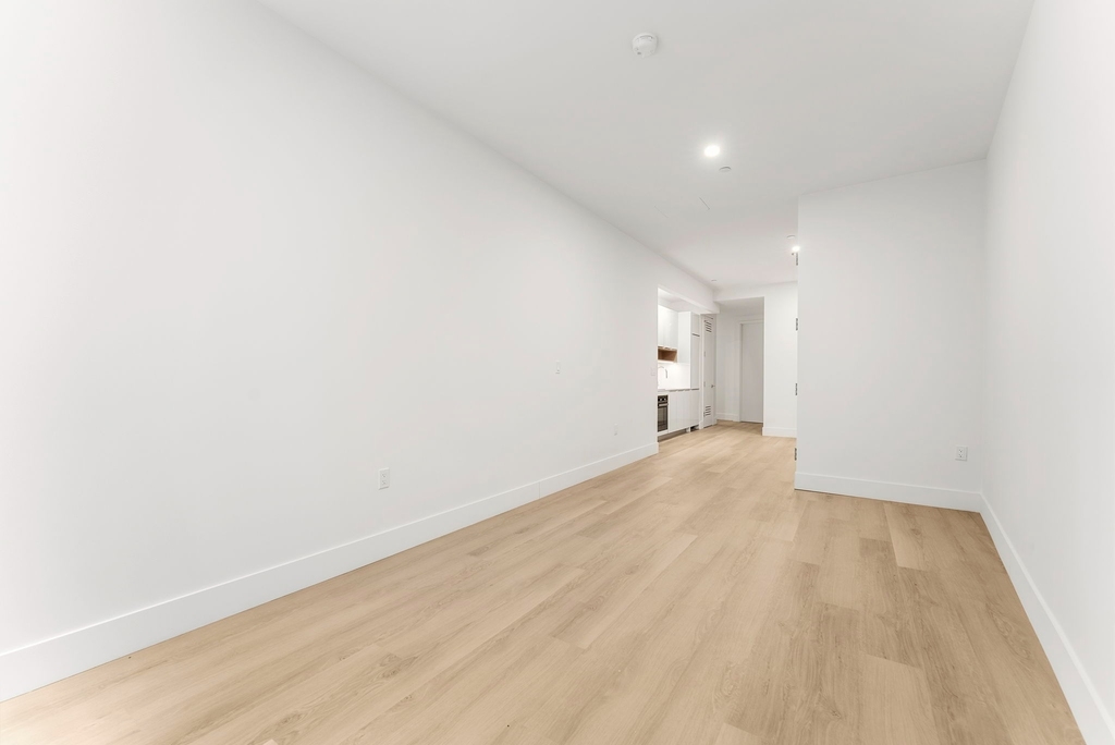 55 Broad Street - Photo 2