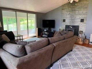 2567 Lake Moraine Road - Photo 2