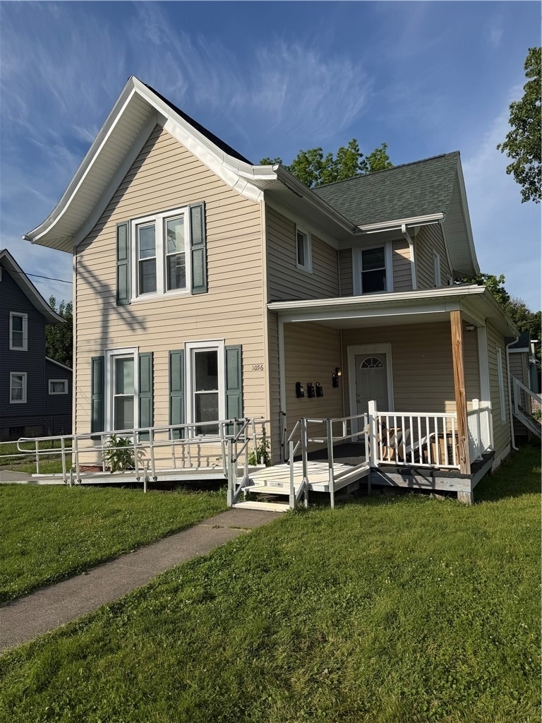 1056 Walnut Street - Photo 0