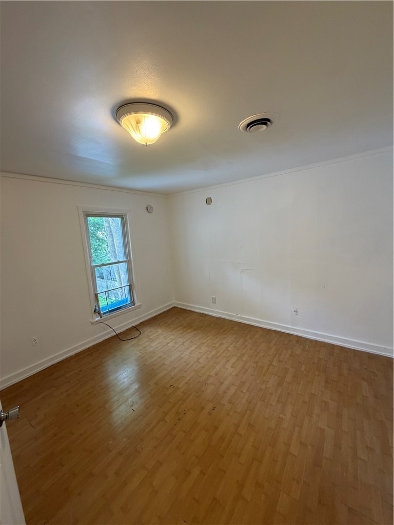 524 W 1st Street - Photo 2