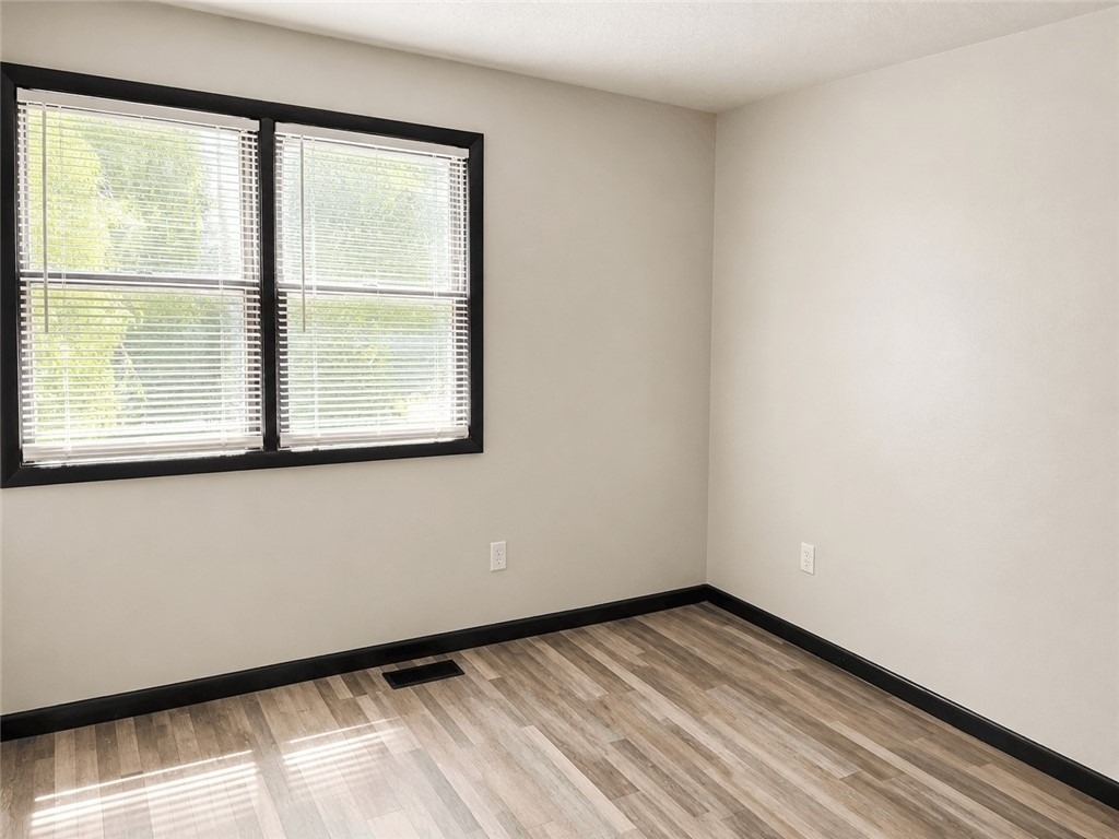 35 Weld Street - Photo 10