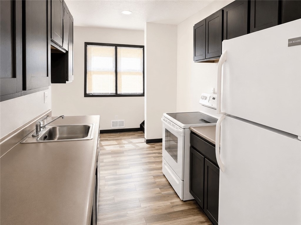 35 Weld Street - Photo 3