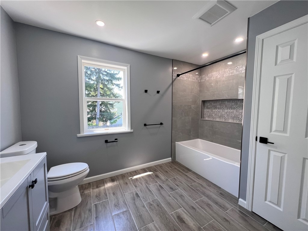 79 Evangeline Street - Photo 10