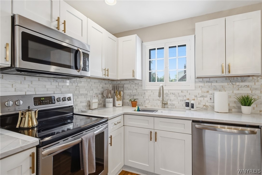 528 Ward Road - Photo 9