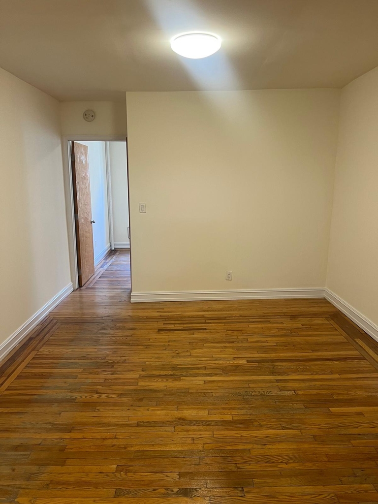 East 84th Street - Photo 3