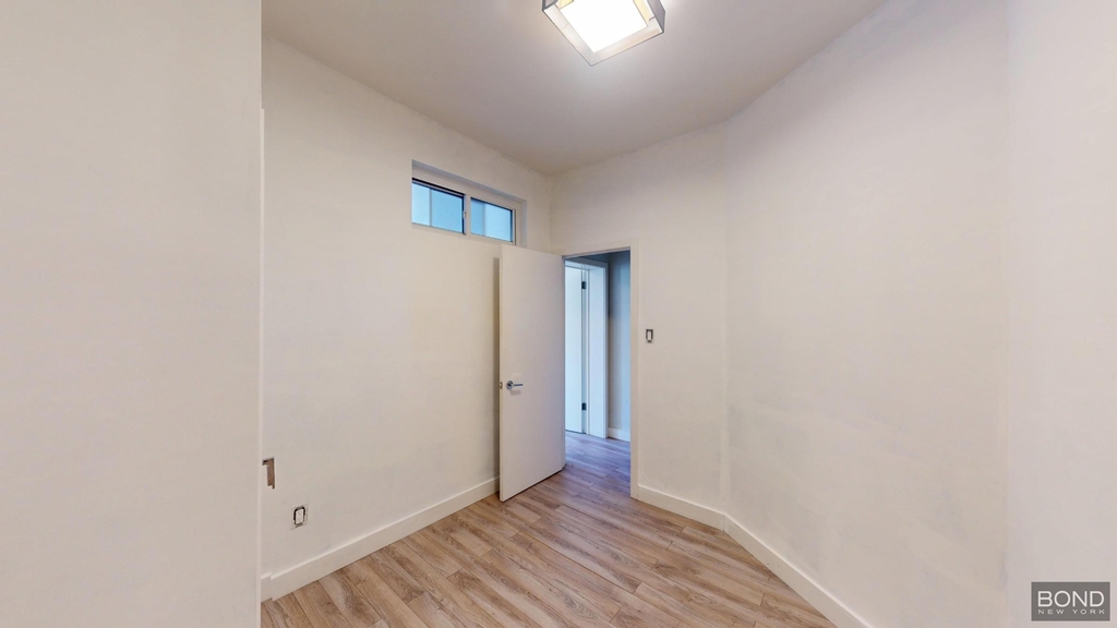 Ninth Avenue - Photo 8