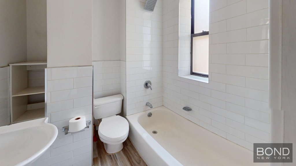 York Avenue - Photo 9