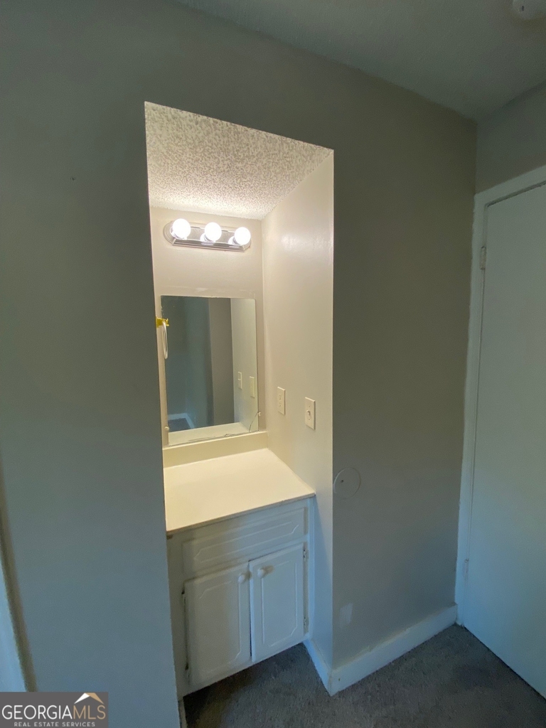 124 Bowen Street - Photo 10