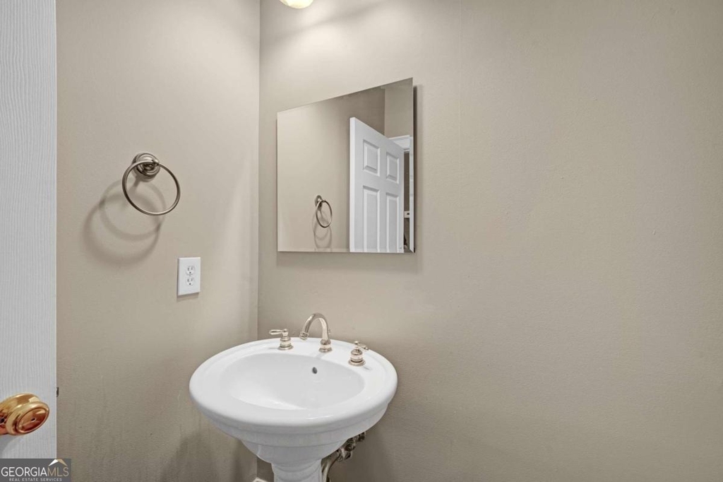 1566 Greyson Ridge - Photo 19