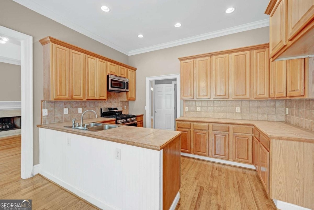 1566 Greyson Ridge - Photo 11