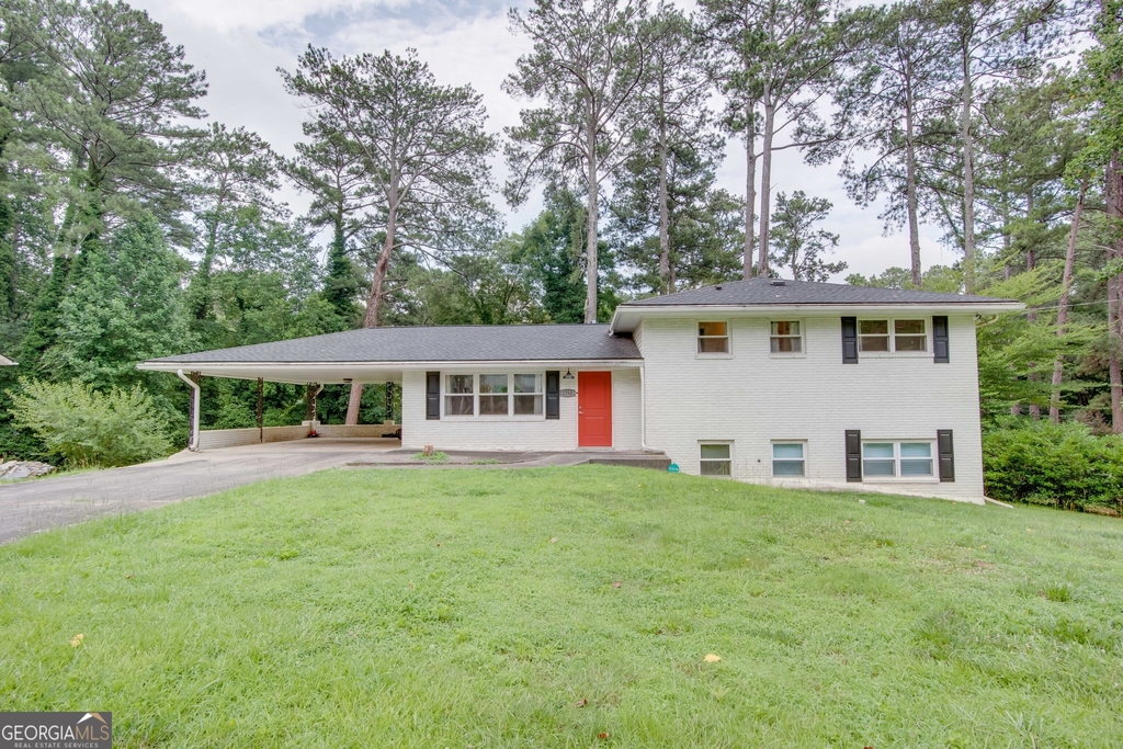 2752 Arrowood Drive - Photo 0