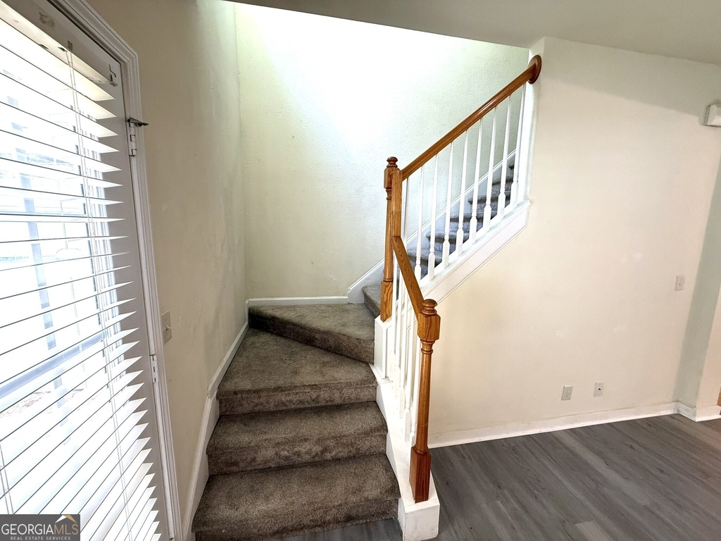207 Granite Way - Photo 11