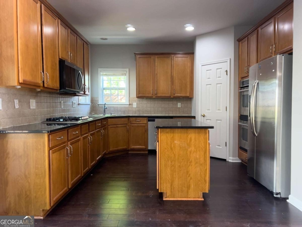 3210 Warbler Way - Photo 3