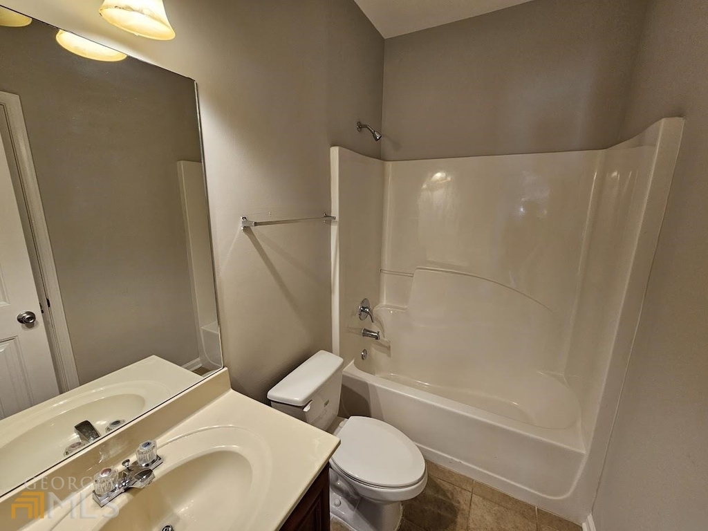 99 Matador Way - Photo 6