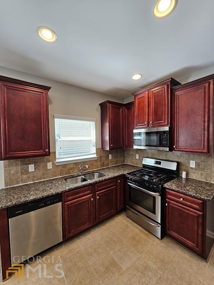 99 Matador Way - Photo 2