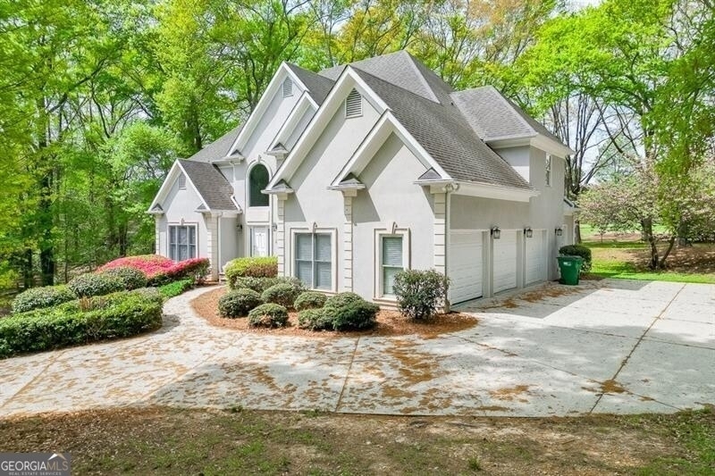 9345 Riverclub Parkway - Photo 3