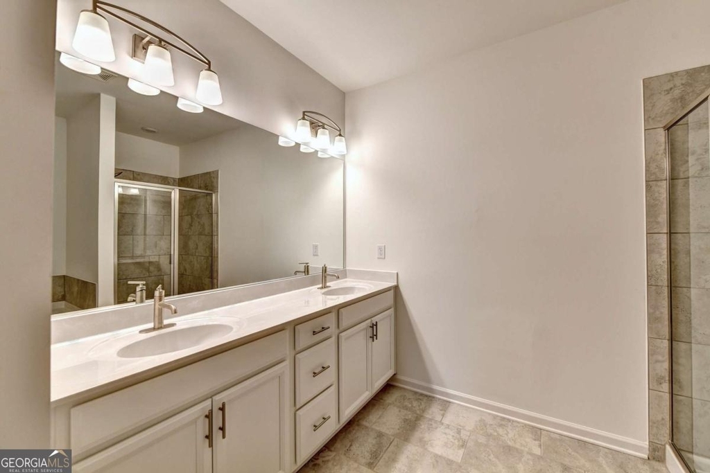 477 Danville Avenue - Photo 34
