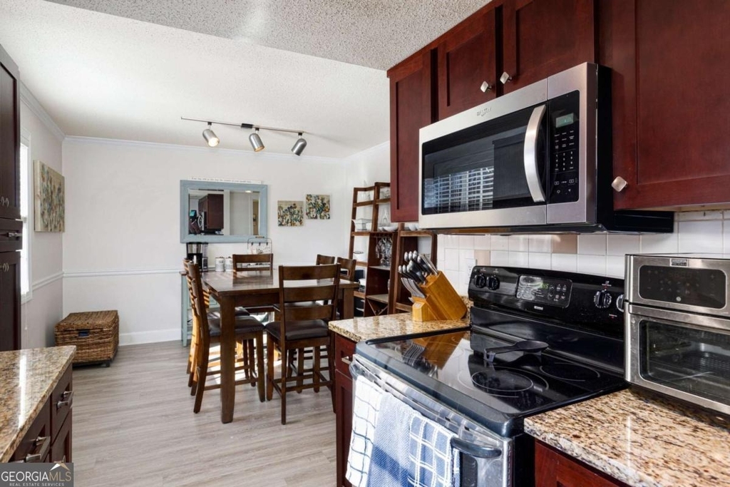 6900 Roswell Road - Photo 13