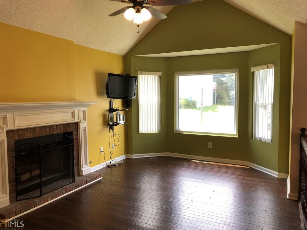 5955 Graywood Circle - Photo 5
