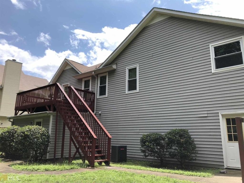 5955 Graywood Circle - Photo 3