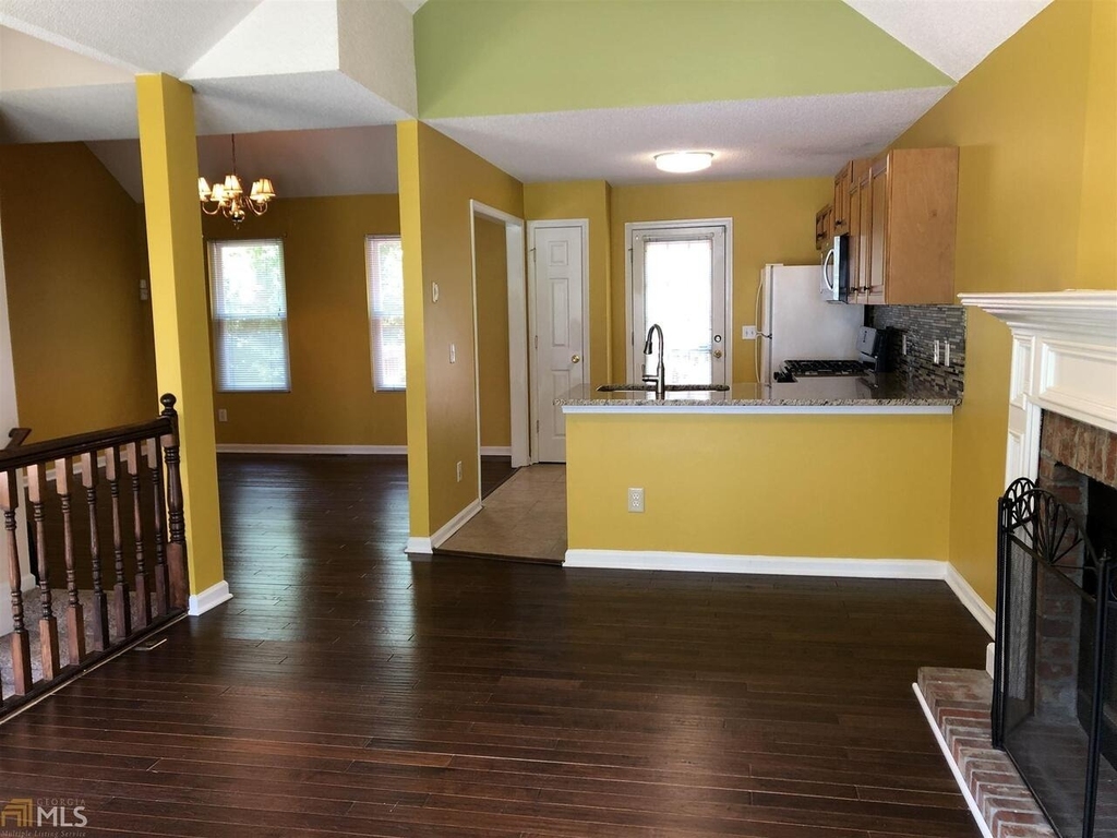 5955 Graywood Circle - Photo 7