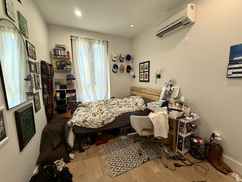 143 Meserole Street - Photo 3