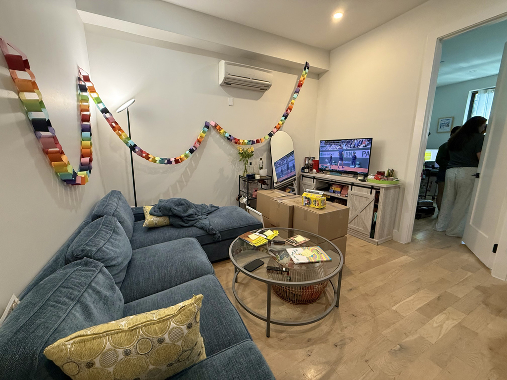 143 Meserole Street - Photo 7