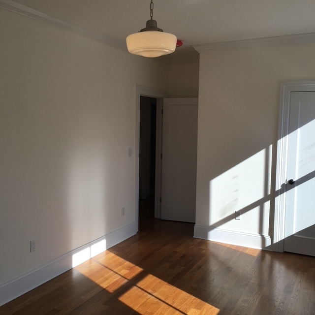 51st Street - Photo 10