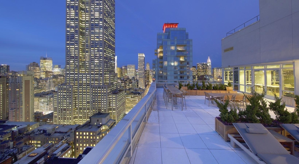 5th Avenue - Photo 16