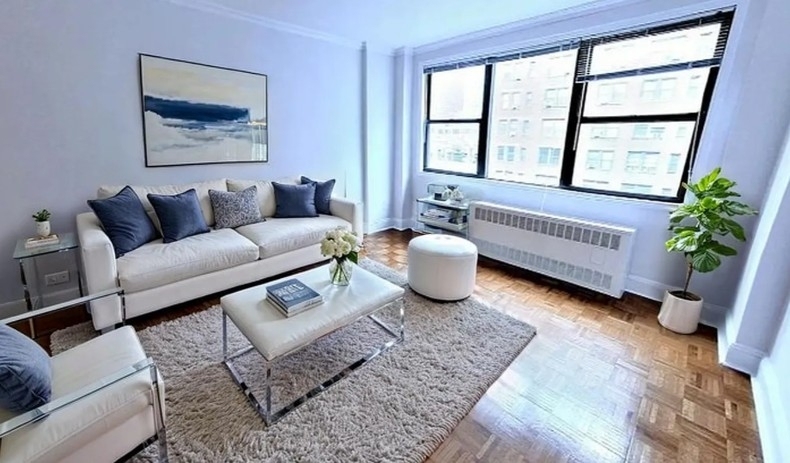 442 West 57th Street - Photo 0