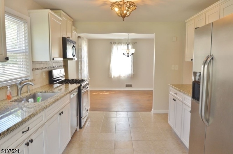 35 Troy Rd - Photo 6