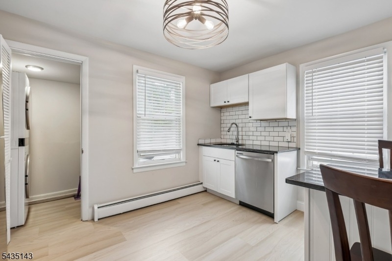 25 Atno Ave - Photo 4