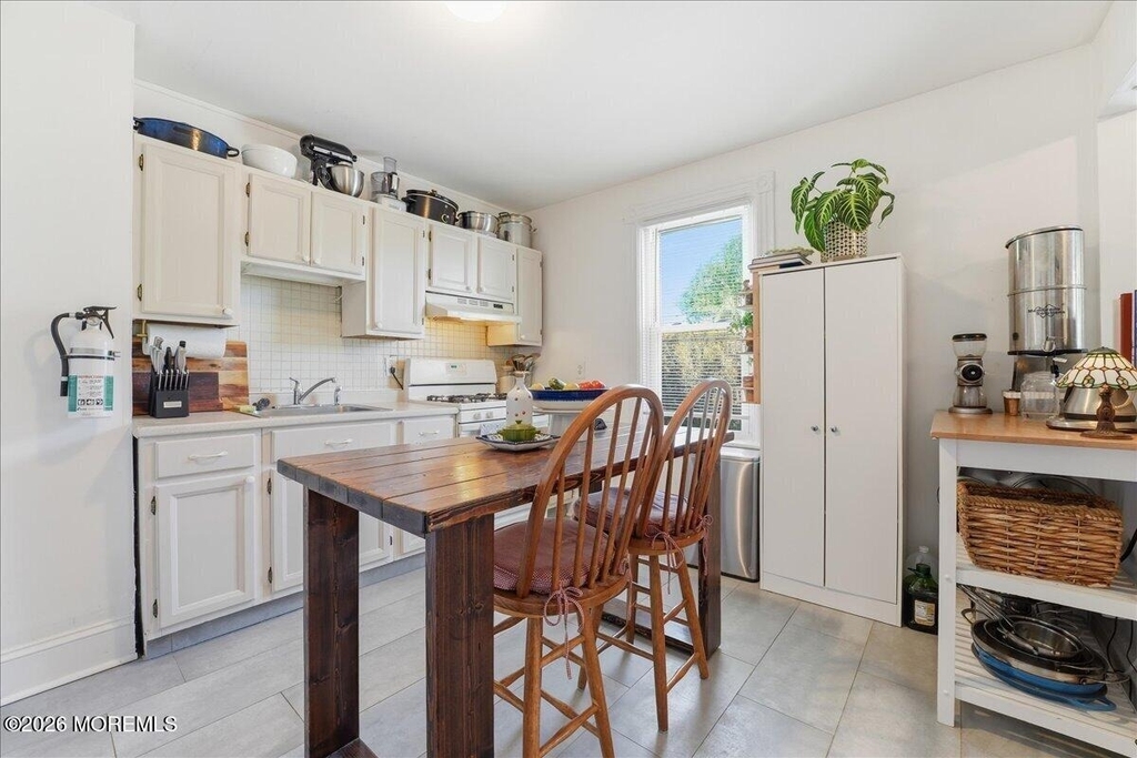 1001 Fifth Avenue - Photo 7