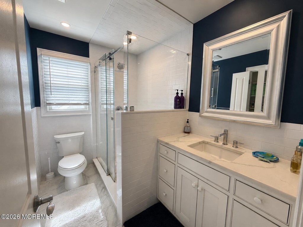 550 Whiting Avenue - Photo 16